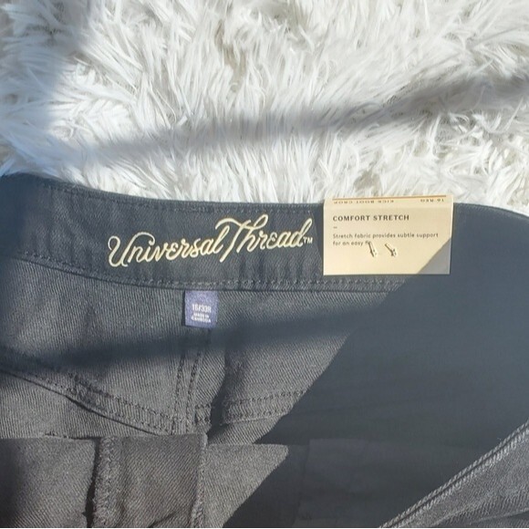 Universal Thread Black High Rise Boot Crop Jeans - Picture 7 of 8